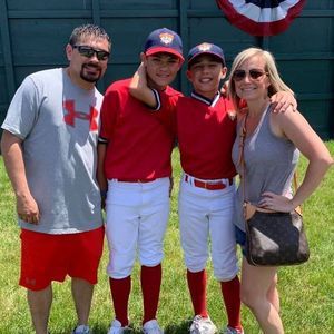 Meet your Posher, Efrain